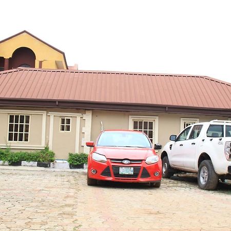 Aquatic Suites & Apartments Aliayabiagba Exterior foto